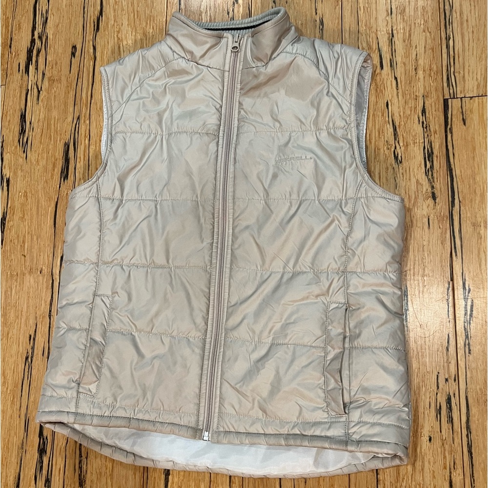 Merrel Vest - Picture 1 of 9